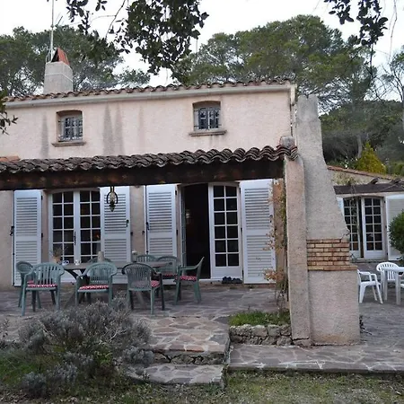 Maison Provencale Traditionnelle Avec Air Conditionne Saint-Raphael (Var)