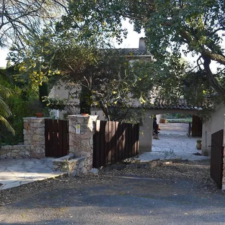 Maison Provencale Traditionnelle Avec Air Conditionne Holiday home Saint-Raphael (Var)