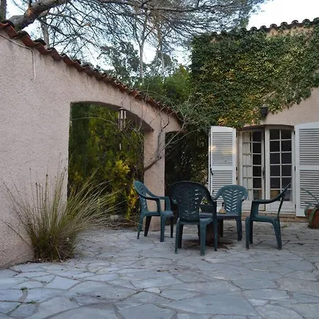 Maison Provencale Traditionnelle Avec Air Conditionne Holiday home Saint-Raphael (Var)